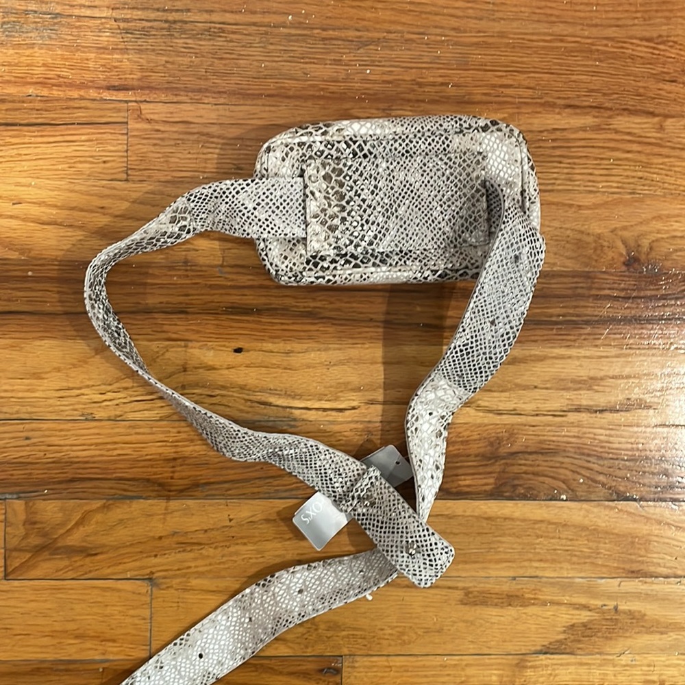 Fanny pack - Picture 3 of 3